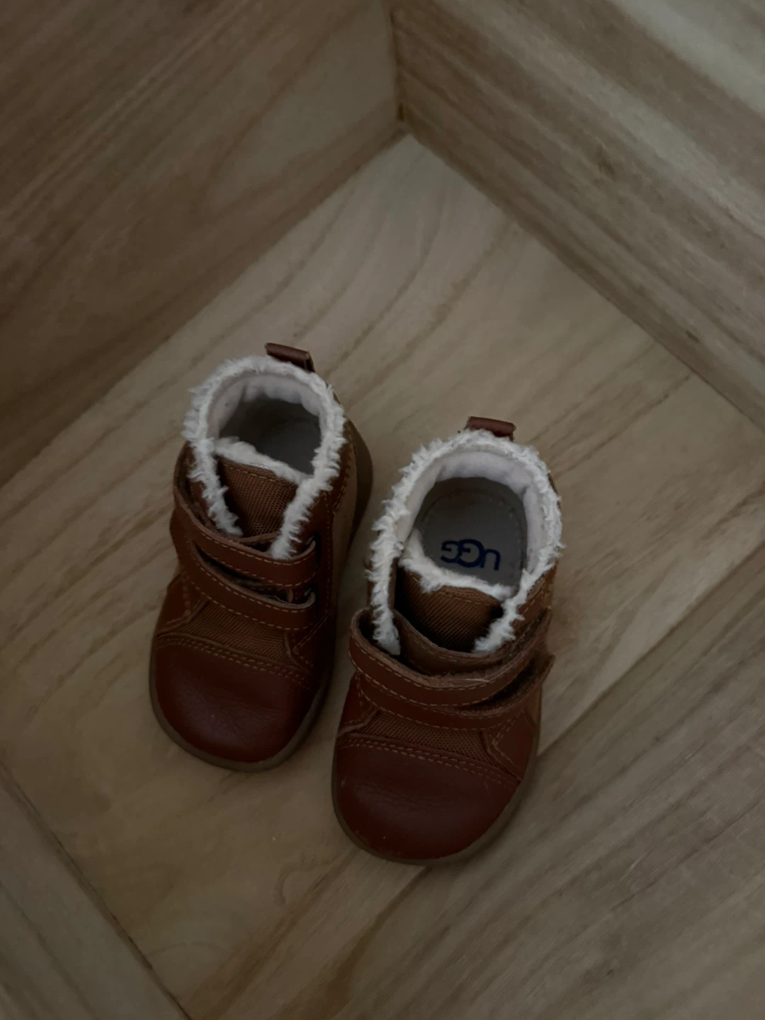 Ugg Toddler Brown Leather Boots - photo 3