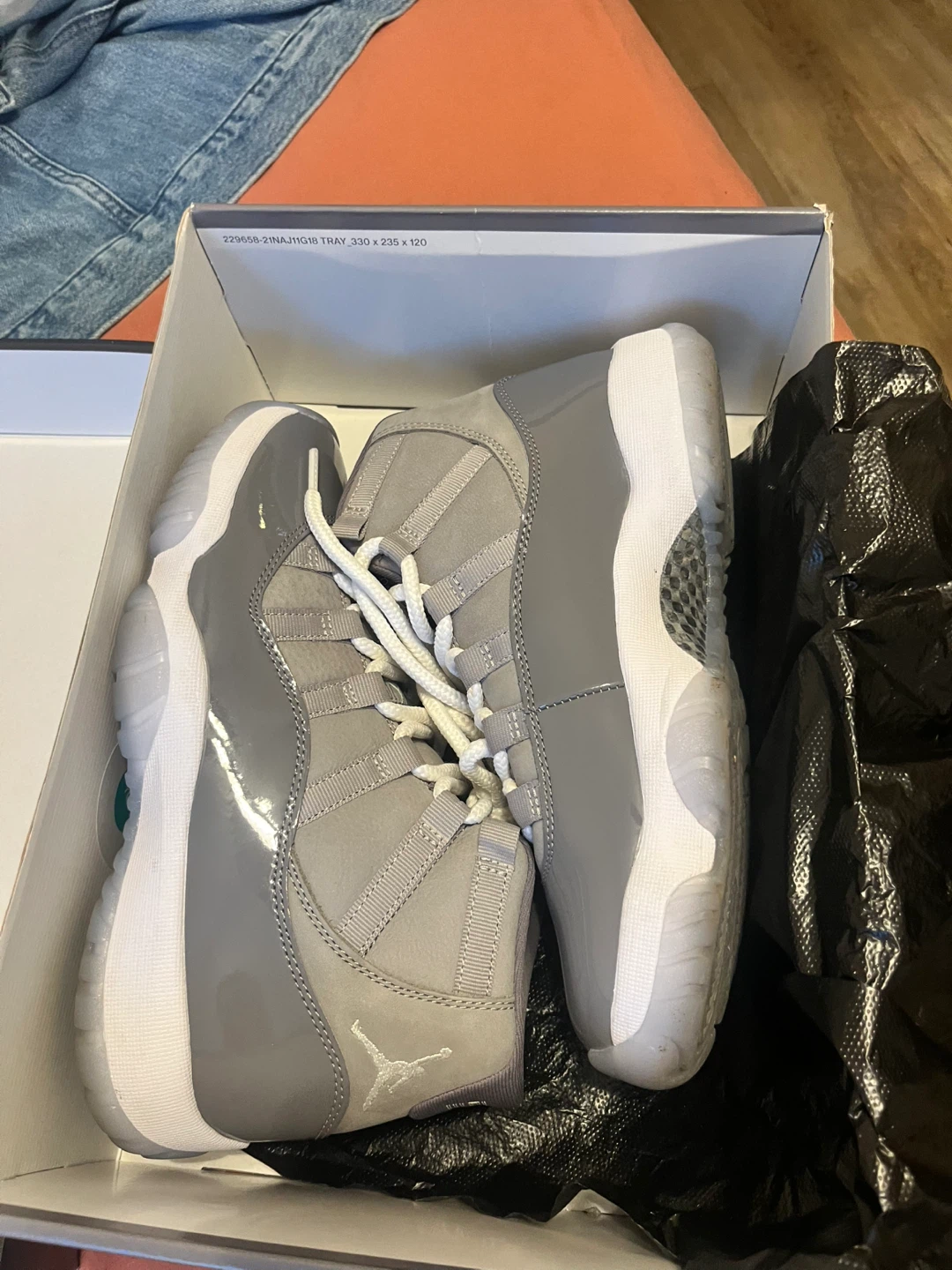 Cool grey Jordan 11 size 7.5