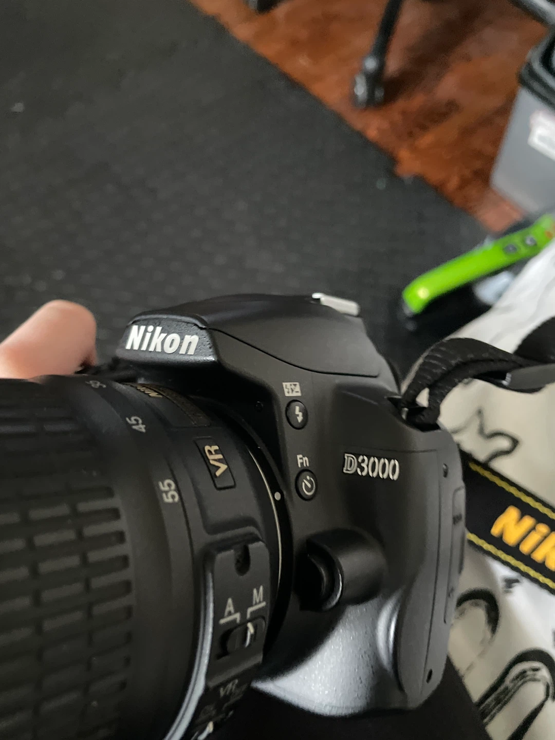 Nikon D3000 with carrying case