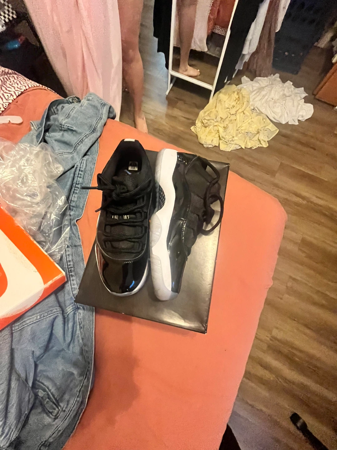 Jordan 11 space jam low