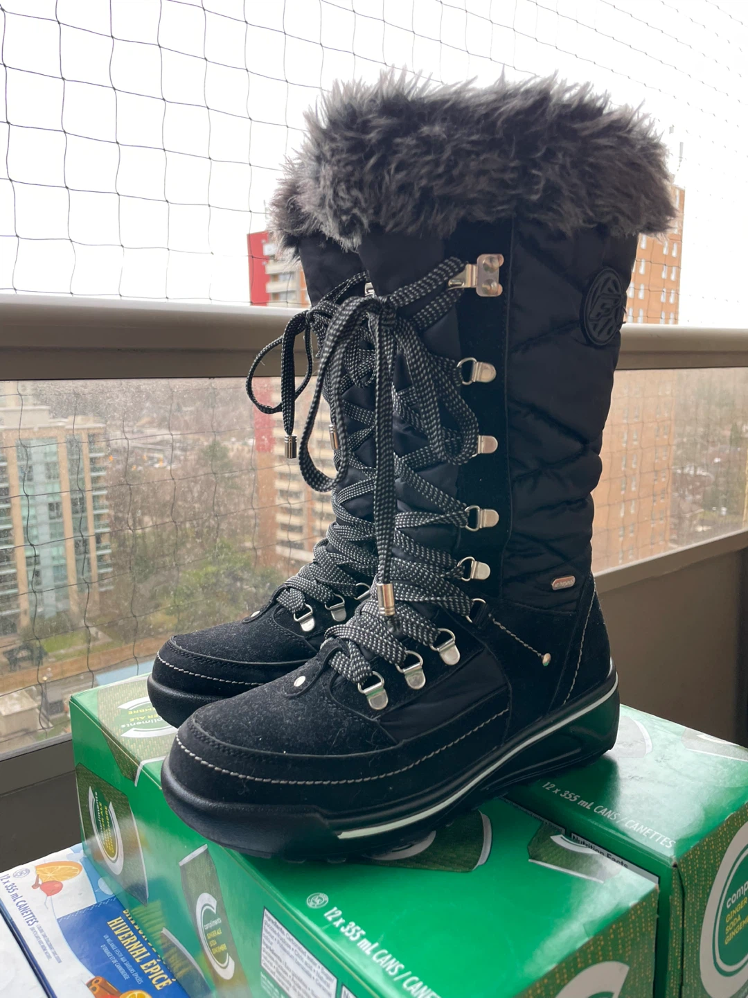 Superfit Black Winter Boots – Size 8 - photo 2