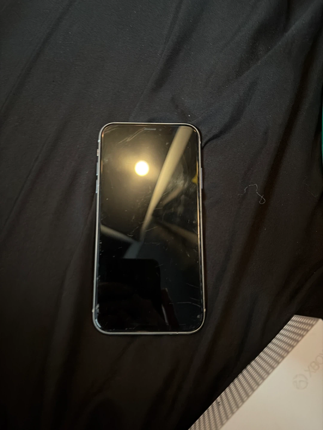 Used iPhone XR - White - photo 2