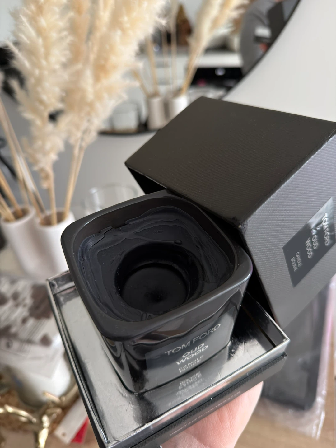 Tom Ford Oud Wood Candle - photo 2
