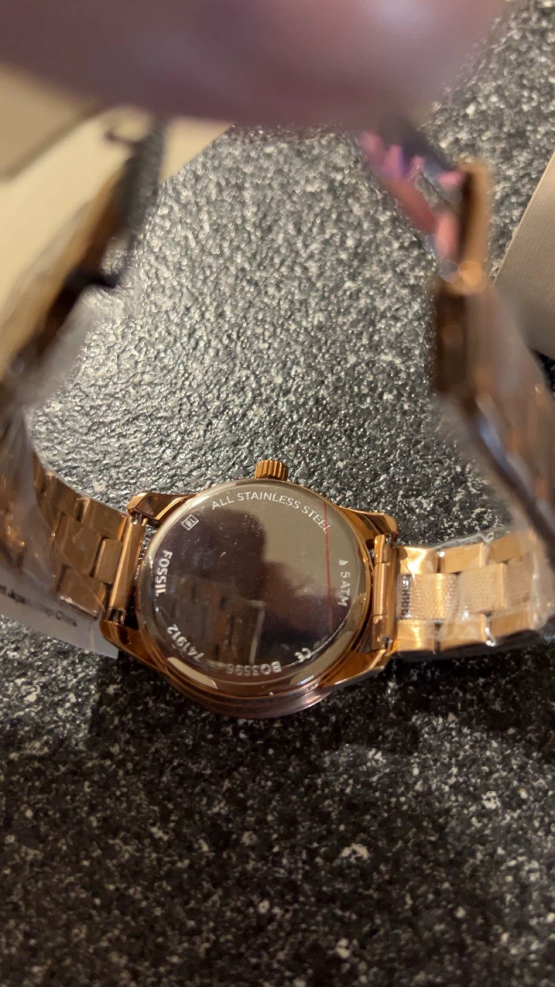 Women’s Fossil watch - photo 2
