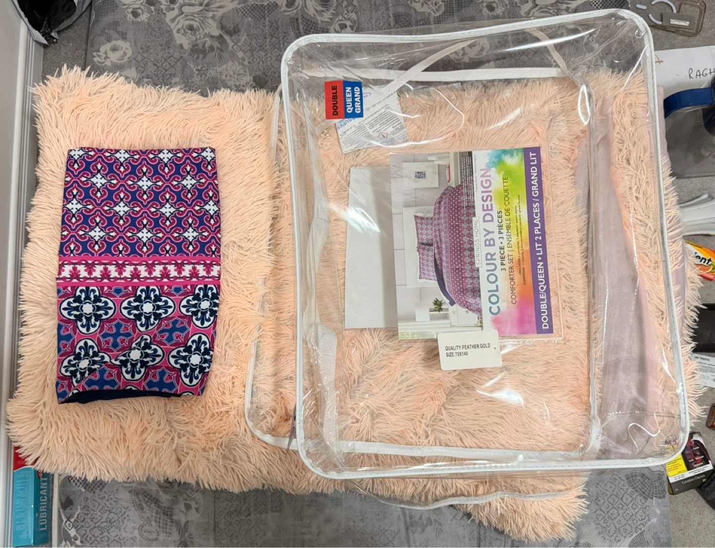 Three piece comforter set (quilt set) - Queen