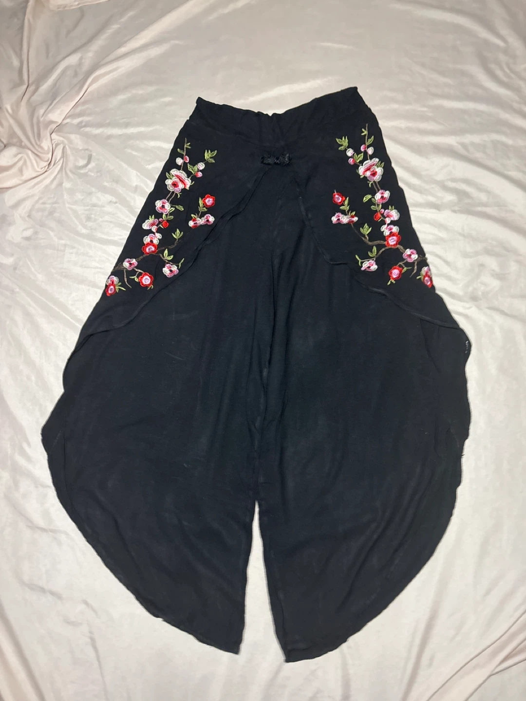 Black embroidered wide-leg pants - photo 2