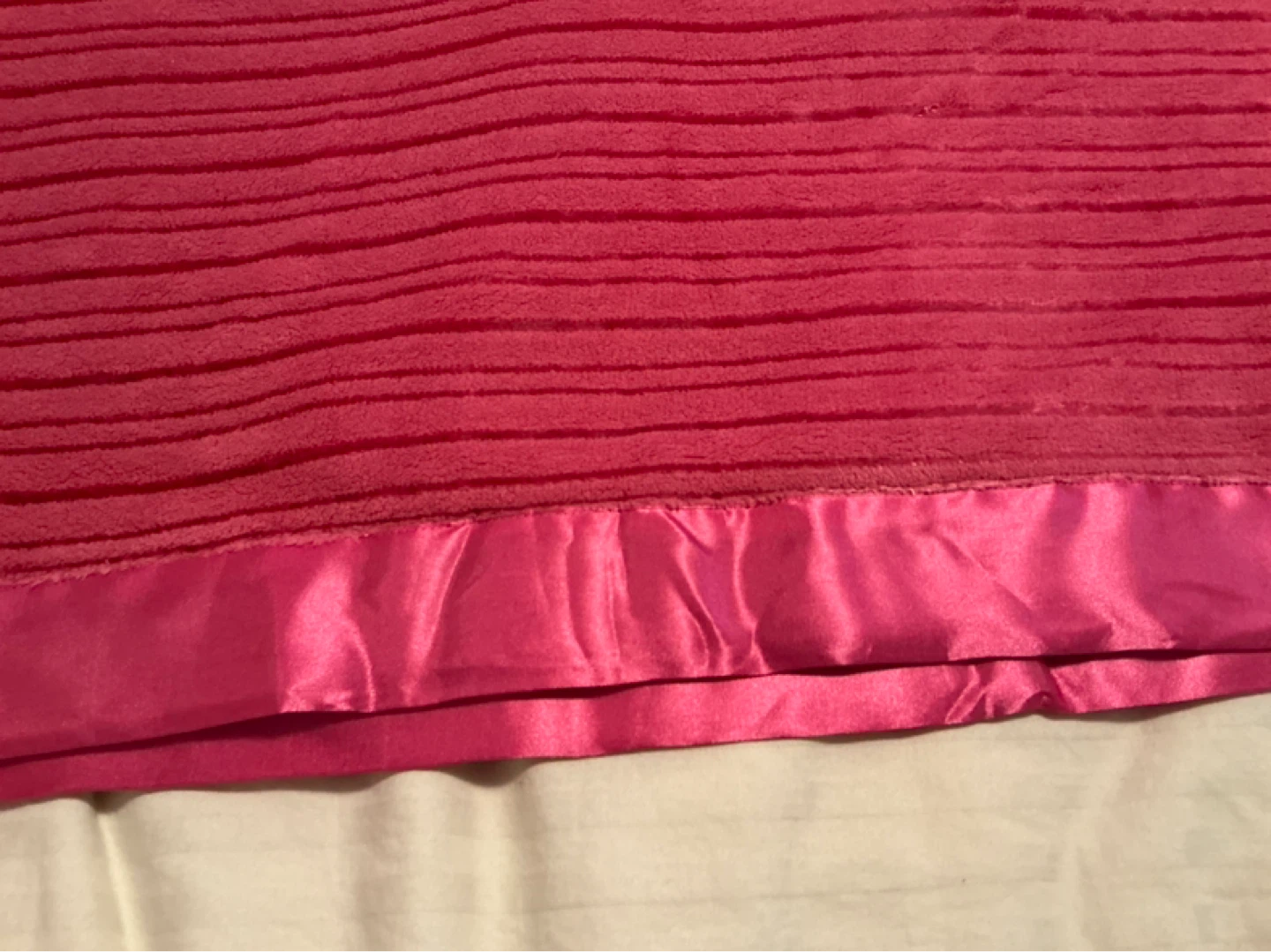Pink Velour Blanket with Satin Trim - photo 5
