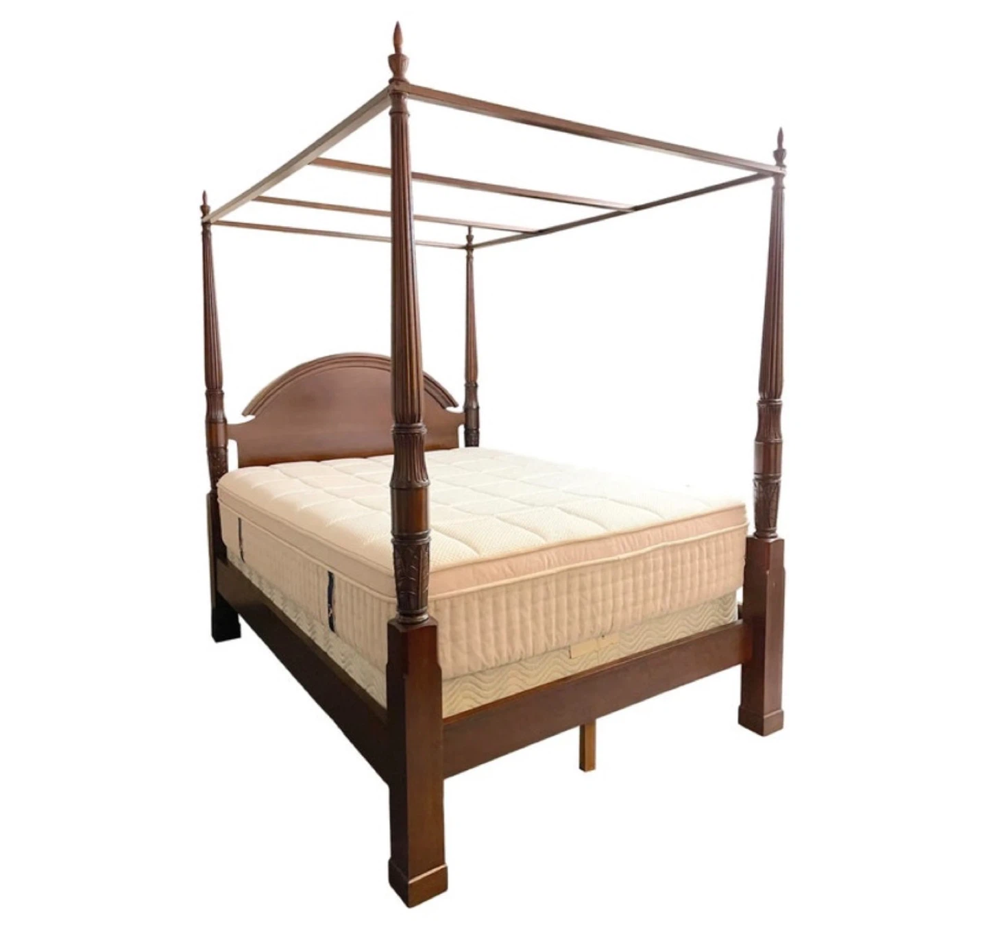 BOMBAY COMPANY MOHOGANY 4 POST CANOPY BED FRAME QUEEN