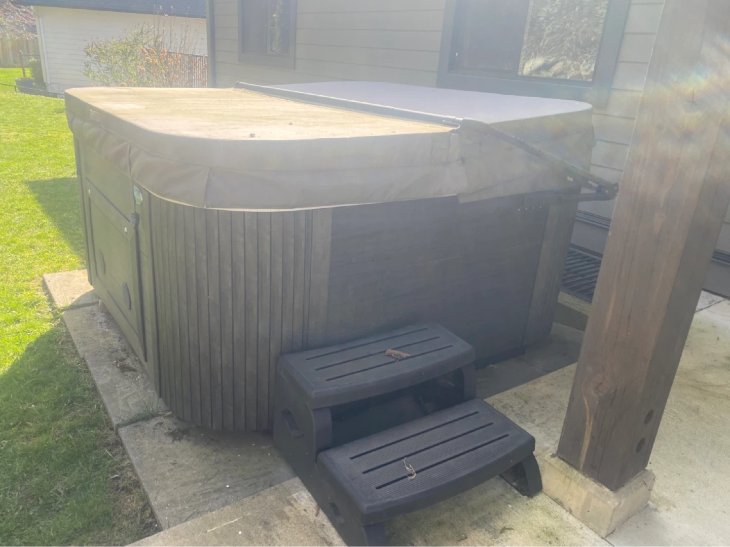 Coast Spas Hot Tub - photo 5