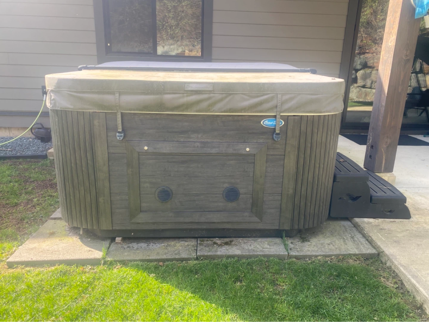 Coast Spas Hot Tub