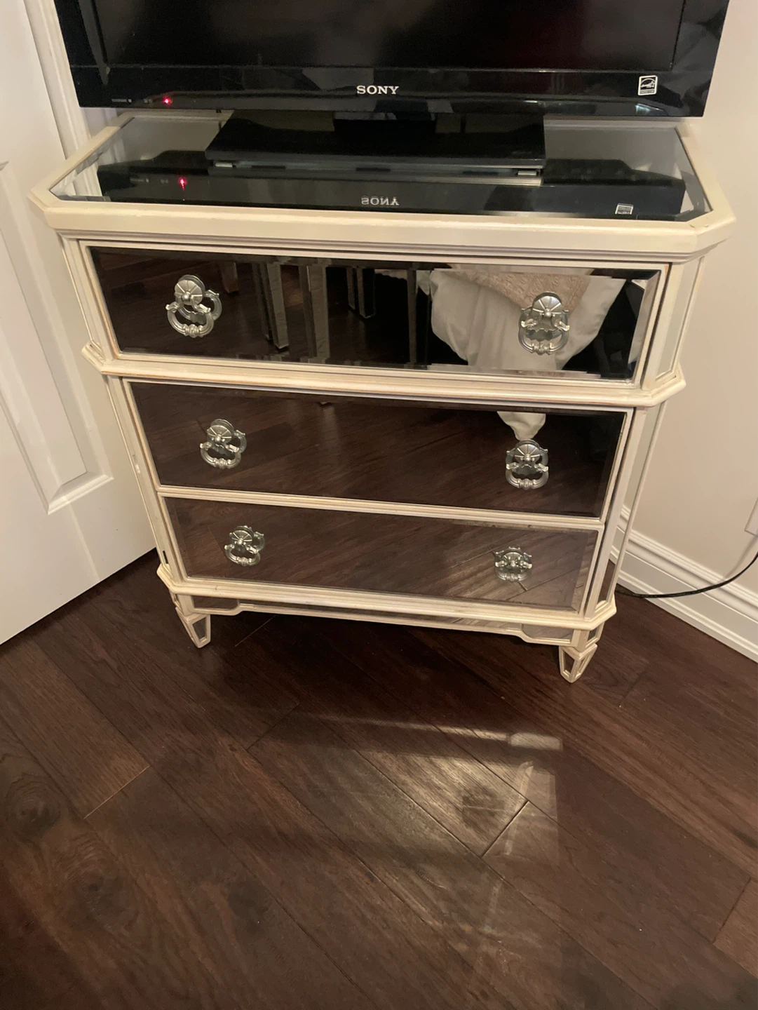 Mirrored Accent Chest of Drawers