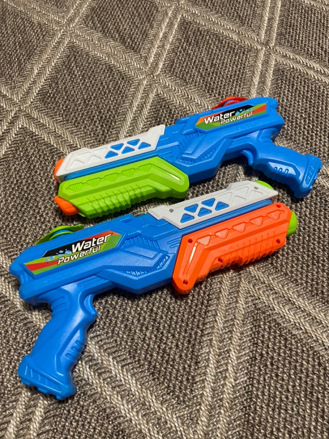 Set of 2 Water Guns