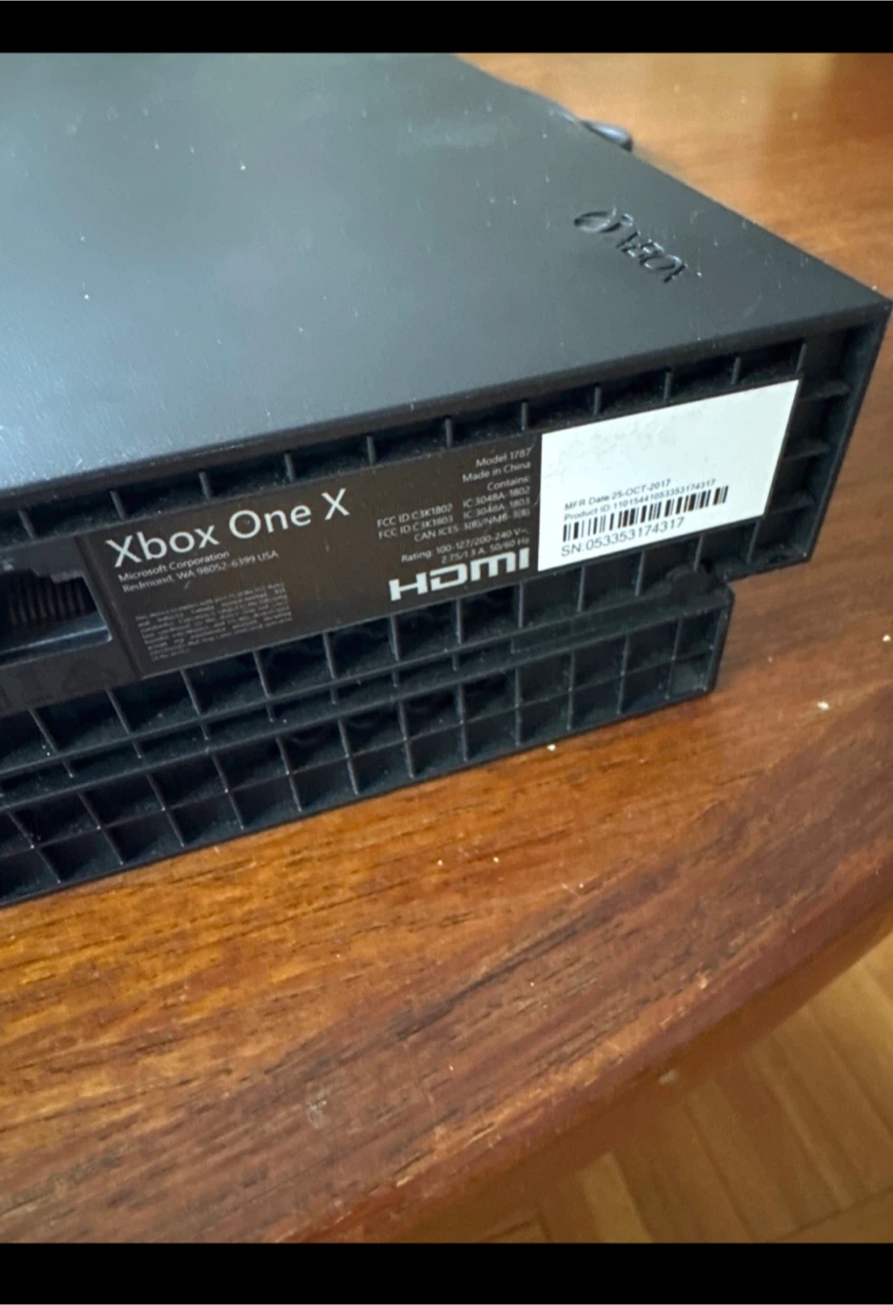 Xbox One X 1TB Console with White Controller - photo 2