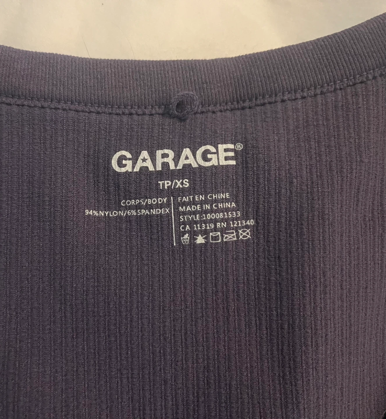 Garage Ribbed V-Neck Cropped Top - photo 3