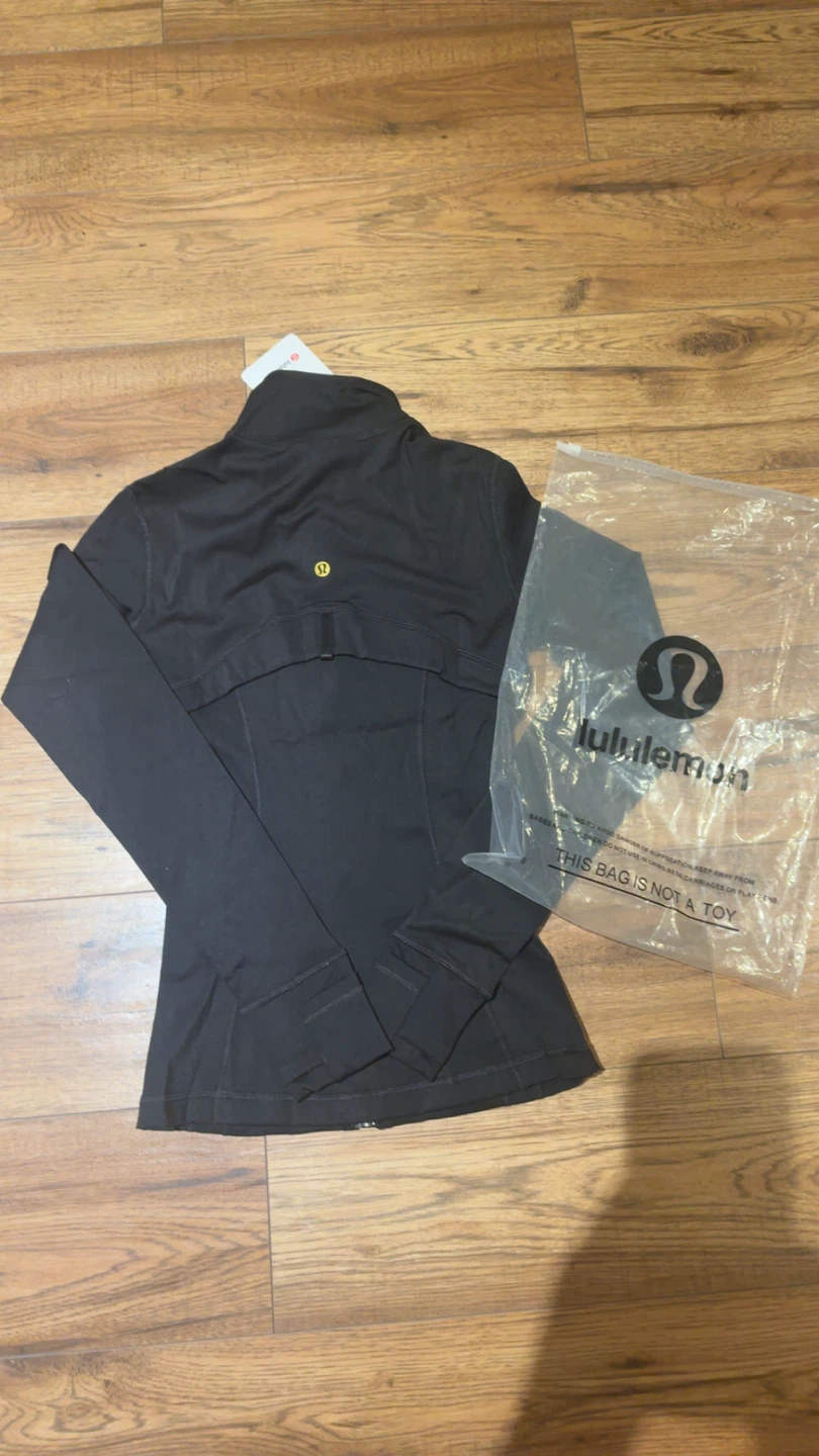 Lululemon Black Jacket - photo 3
