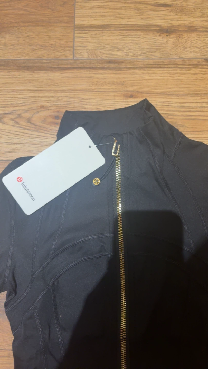 Lululemon Black Jacket - photo 2