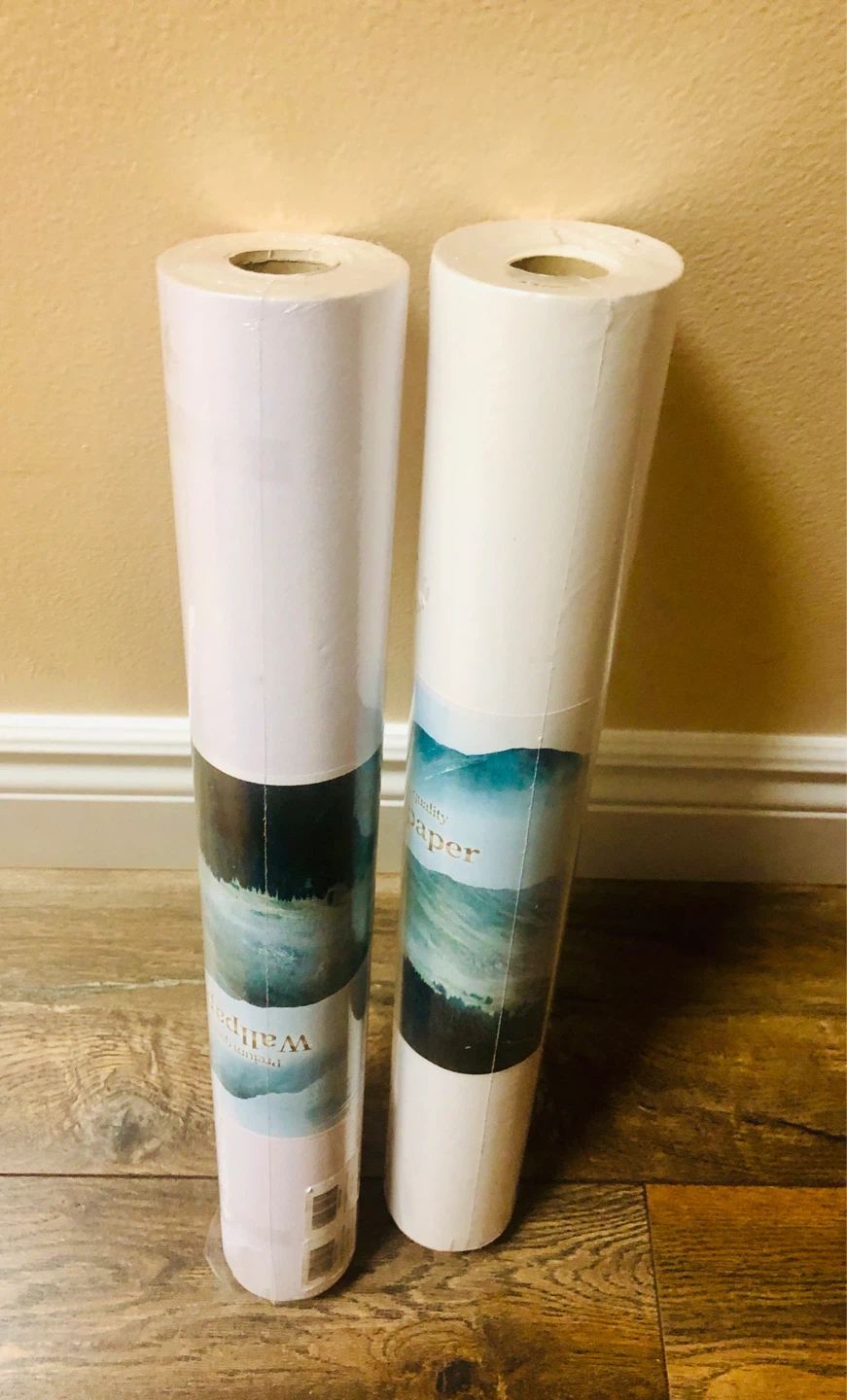 Short or Large white wallpaper rolls - photo 2
