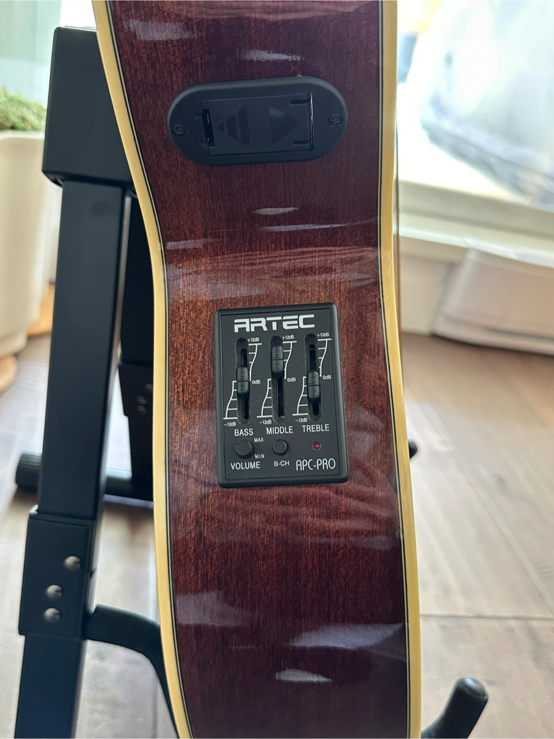 Acoustic Electric Guitar & Accessories - photo 4