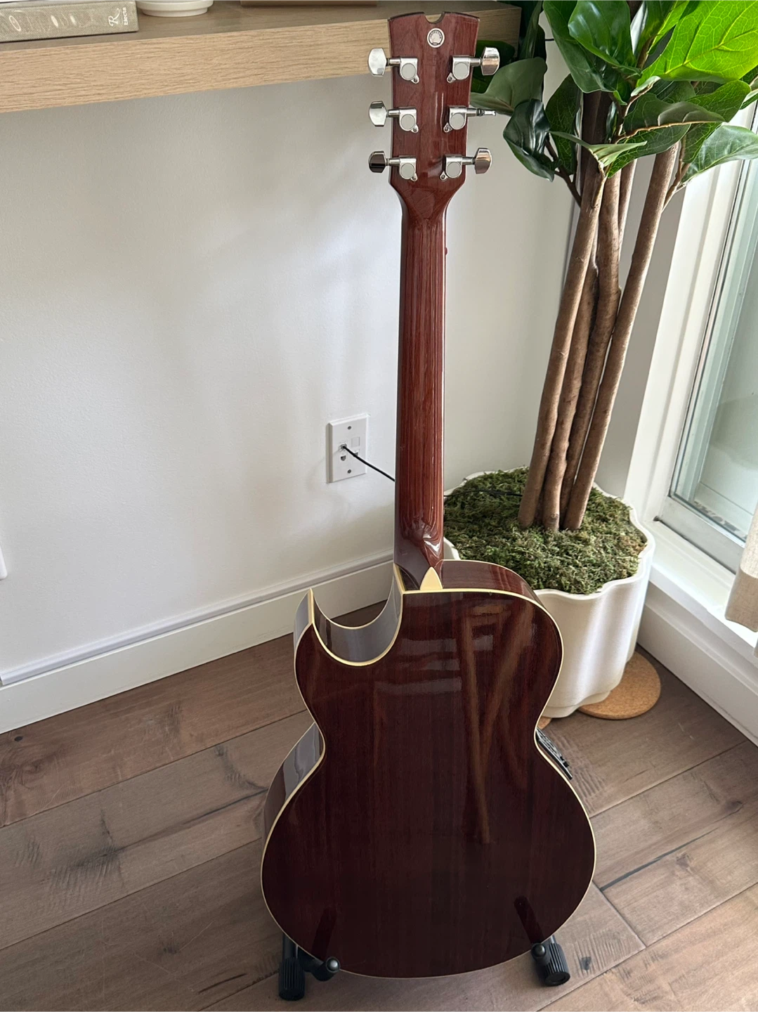 Acoustic Electric Guitar & Accessories - photo 2
