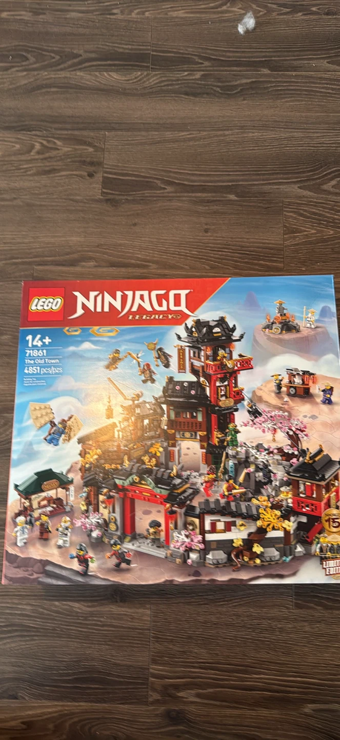 LEGO Ninjago The Old Town 15th Anniversary Set #71861