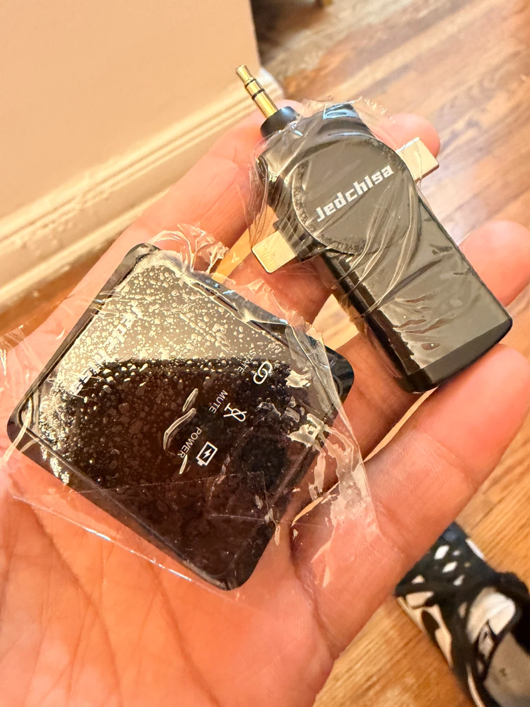 Jedchisa Wireless Lavalier Microphone 3-in-1