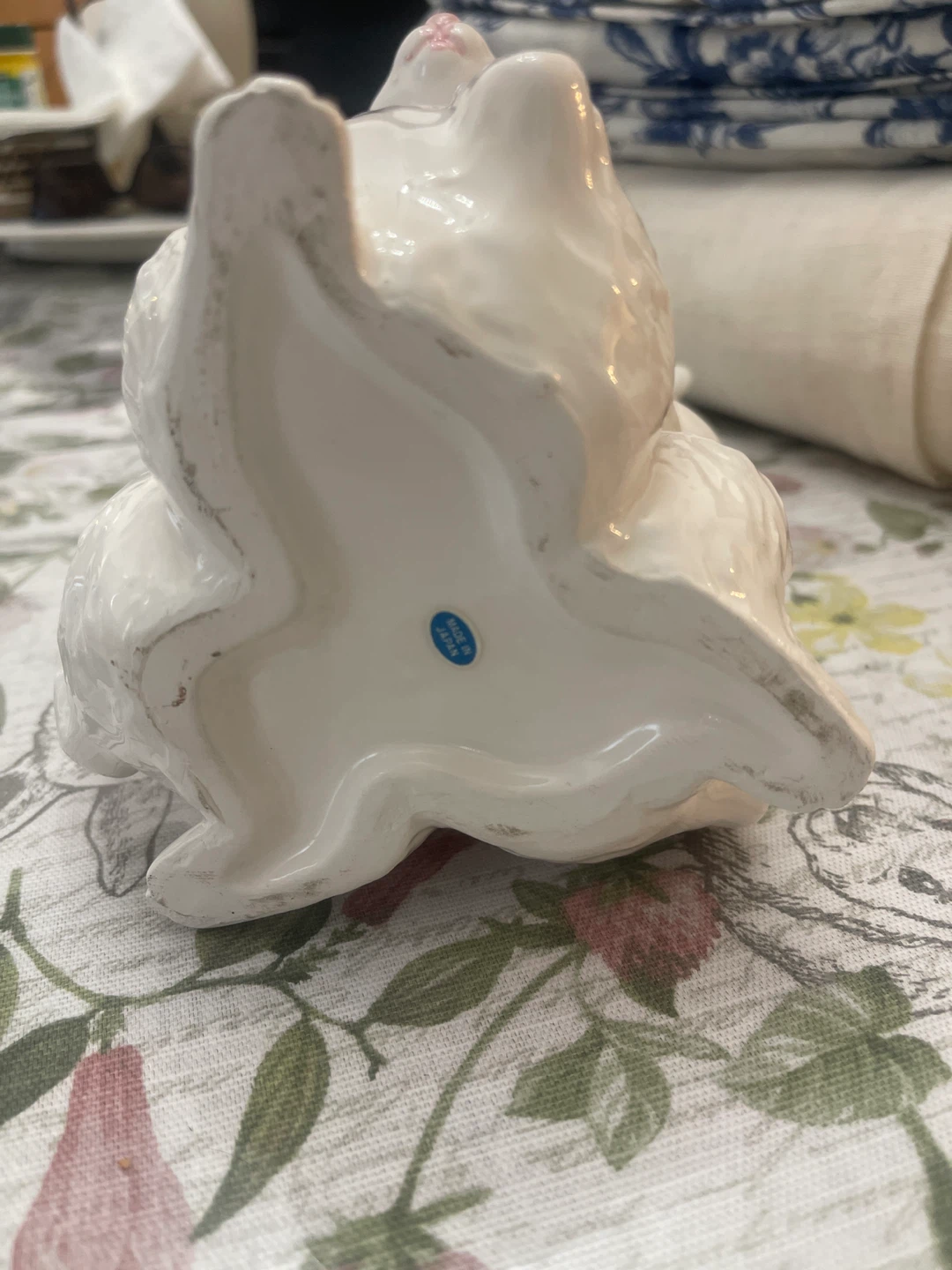 White Ceramic Bunny Holder - photo 3