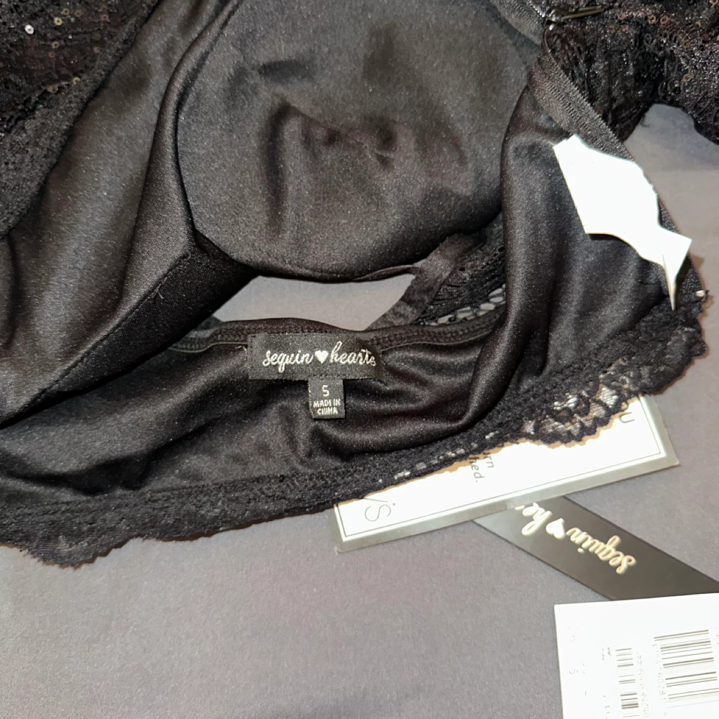 Black Lace Crop Top women’s small - photo 3