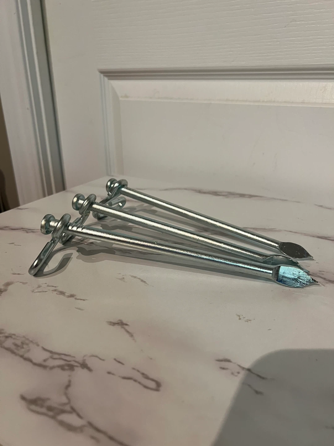 Base Pegs (3)