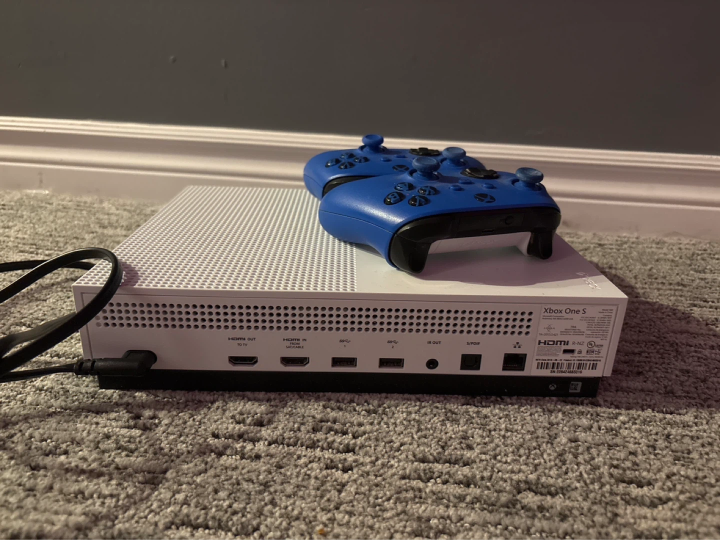 Xbox One S Console with 2 Blue Controllers - photo 3