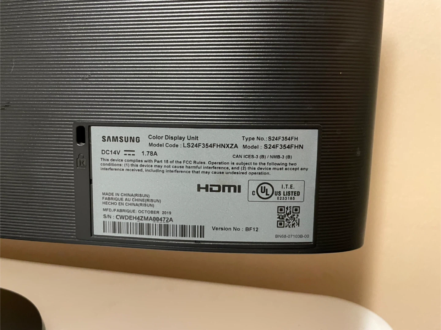 Samsung 24” Full HD Monitor (S24F354FHN) – Slim & Clean Setup - photo 5