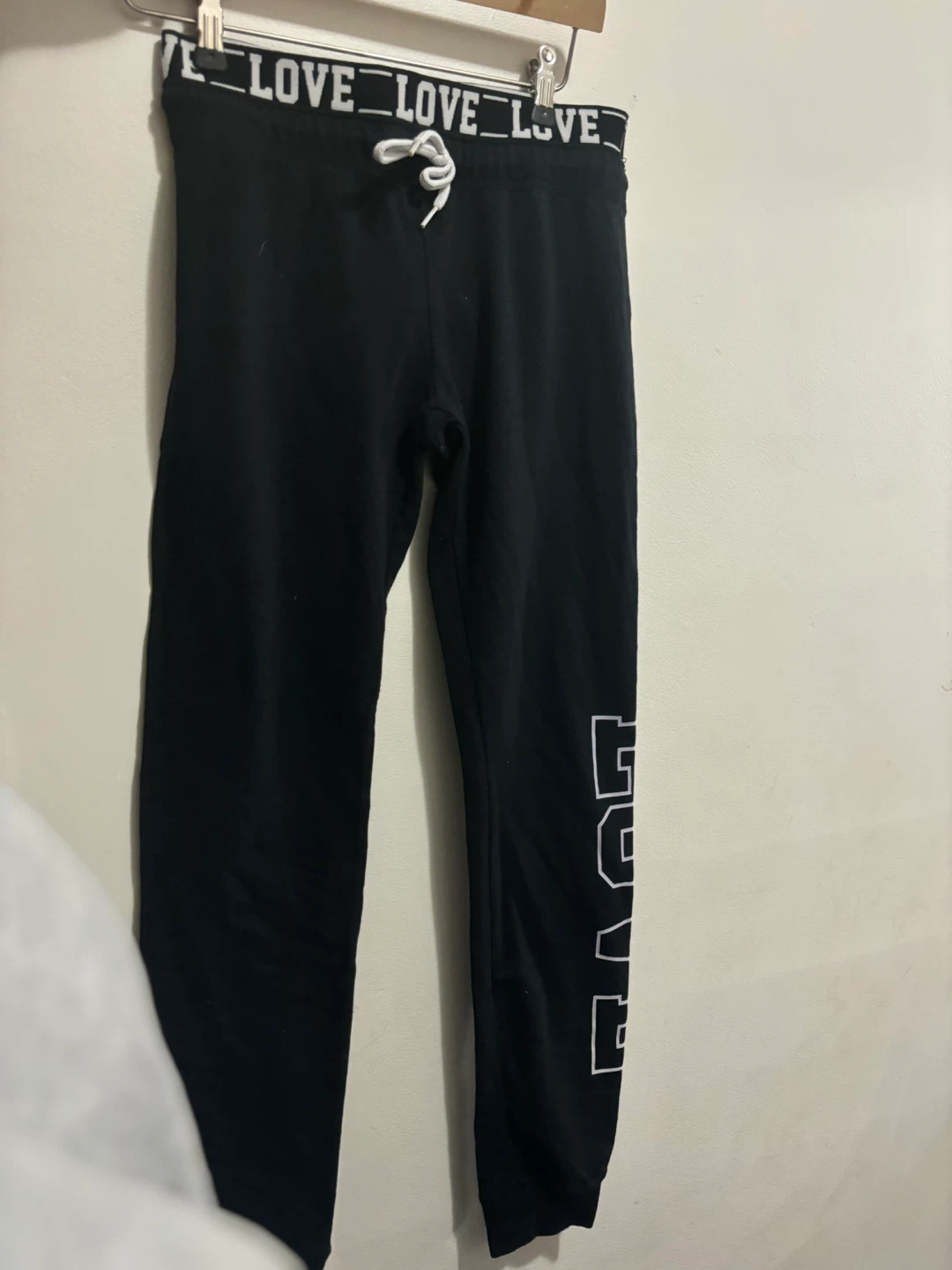 All 3 kids pants size large -$10 - photo 3