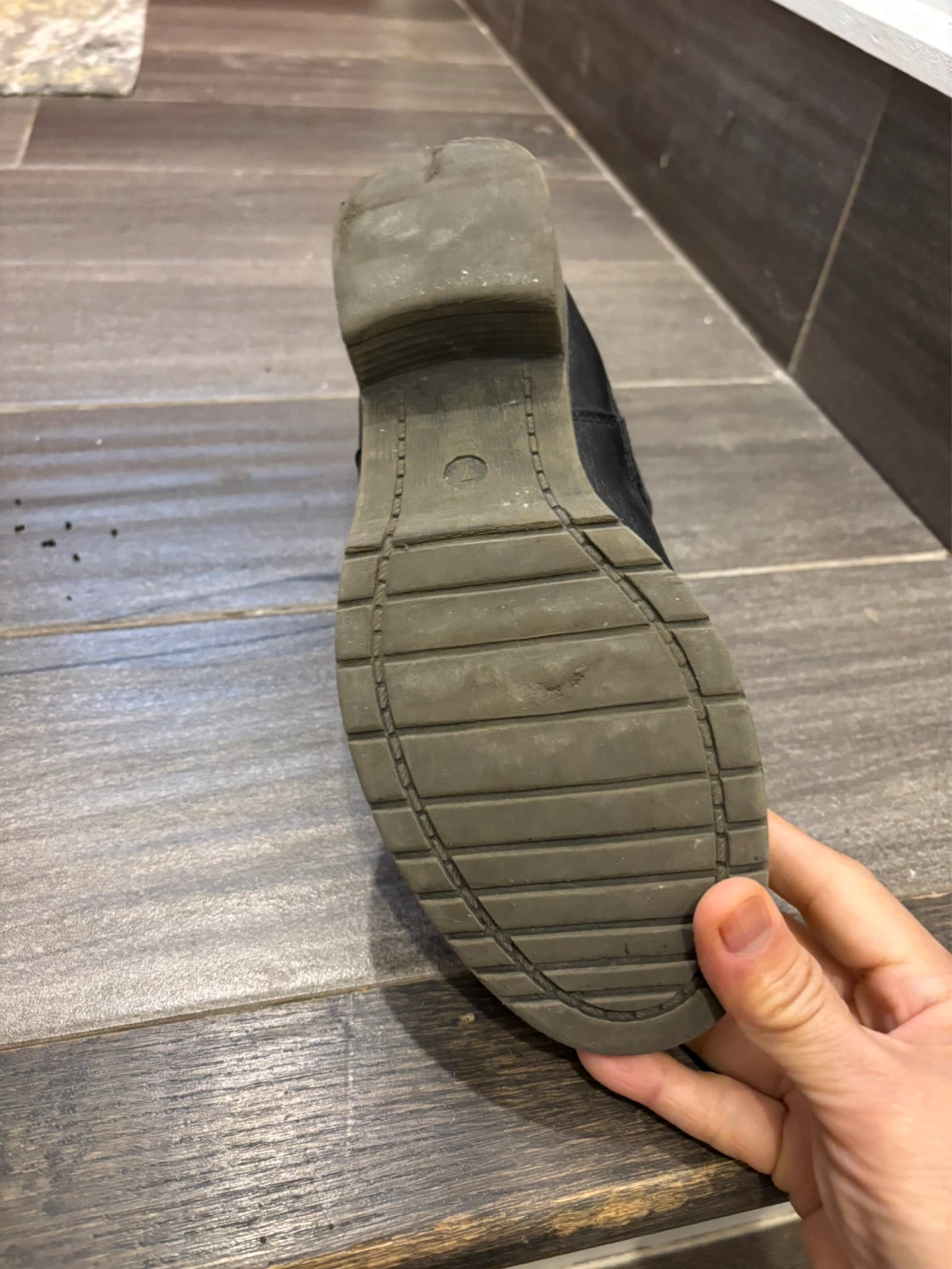 Black Chelsea Boots - photo 5
