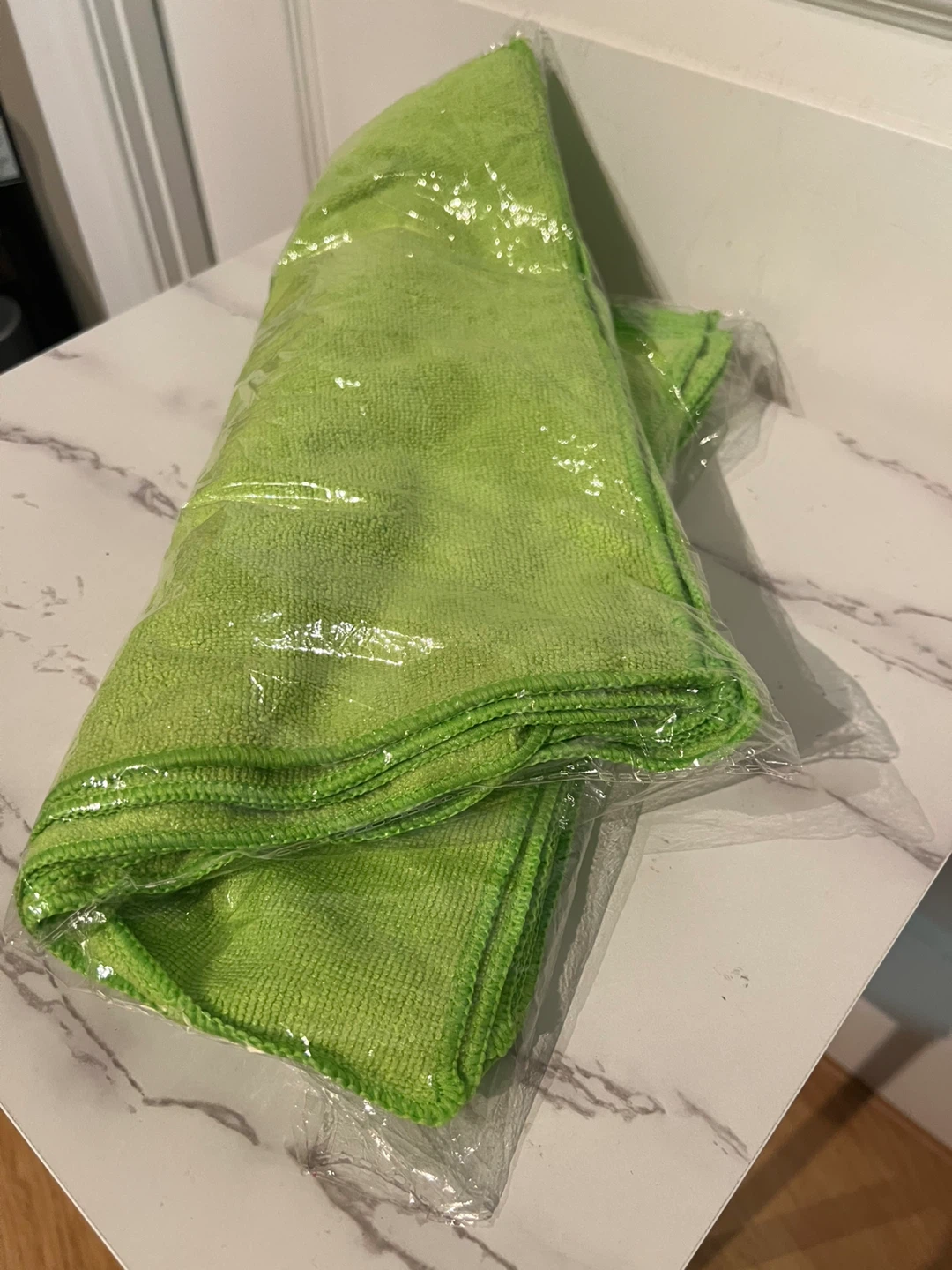 Green Microfiber Cleaning Cloths (Set of 8)