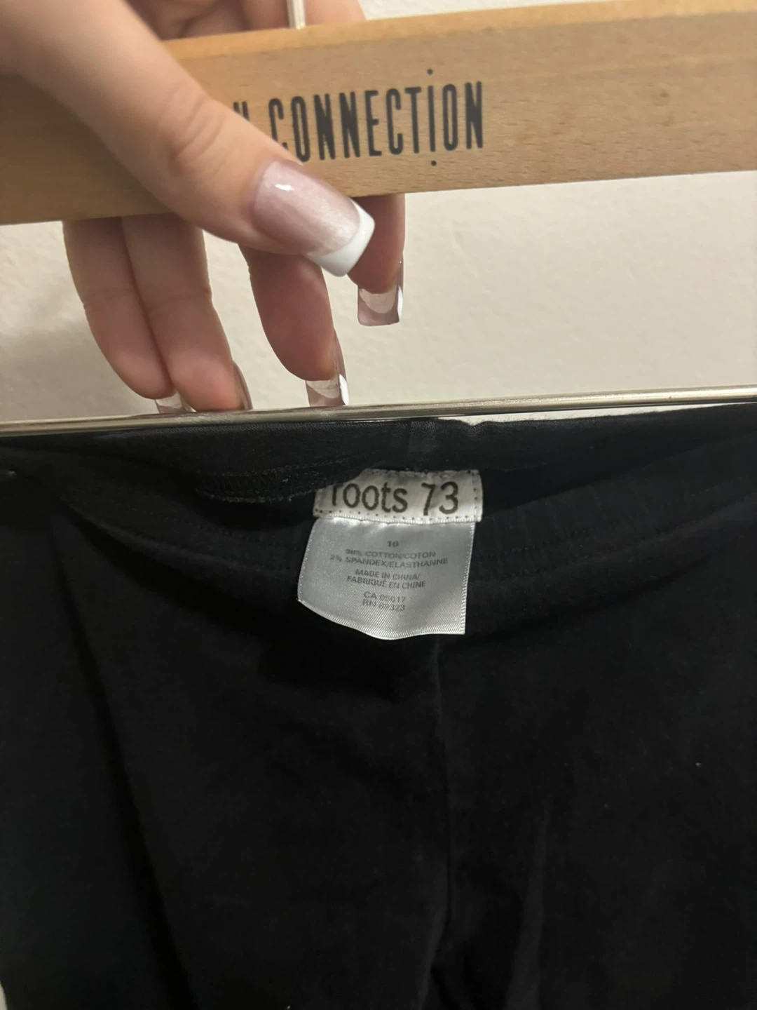Kids large Roots 73 Black Capris Size 10 - photo 2