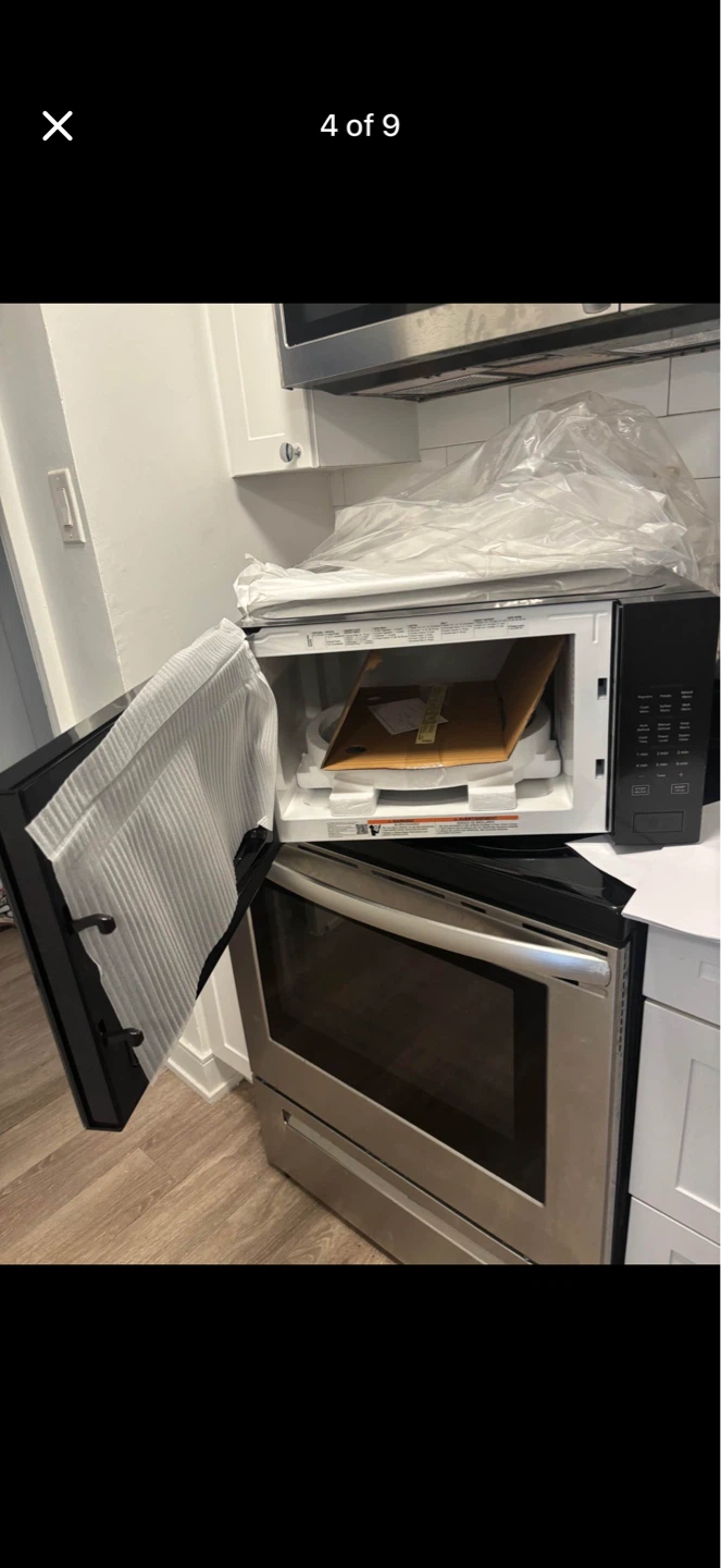 Whirlpool Black Microwave - photo 2