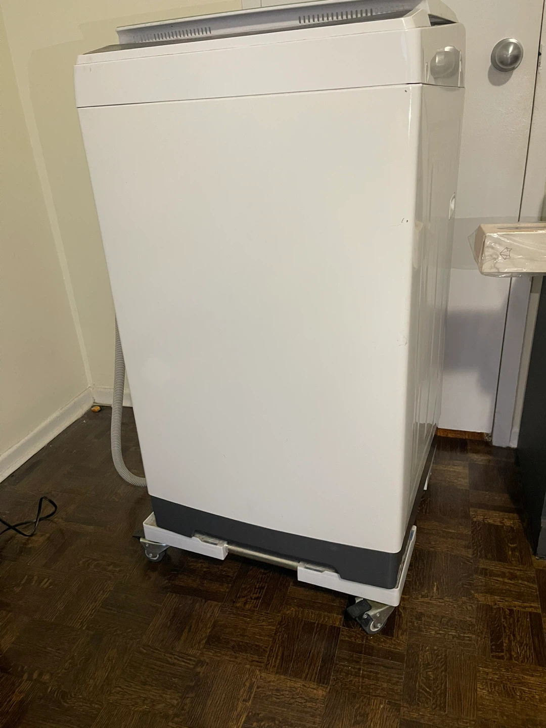 Insignia 1.6 Cu. Ft. Portable Washing machine