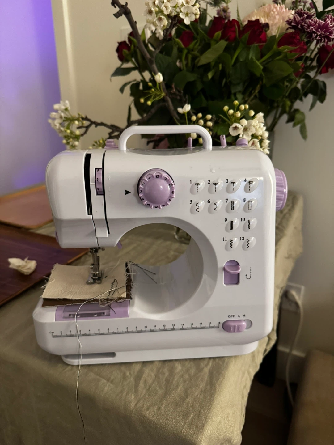 White Mini Sewing Machine