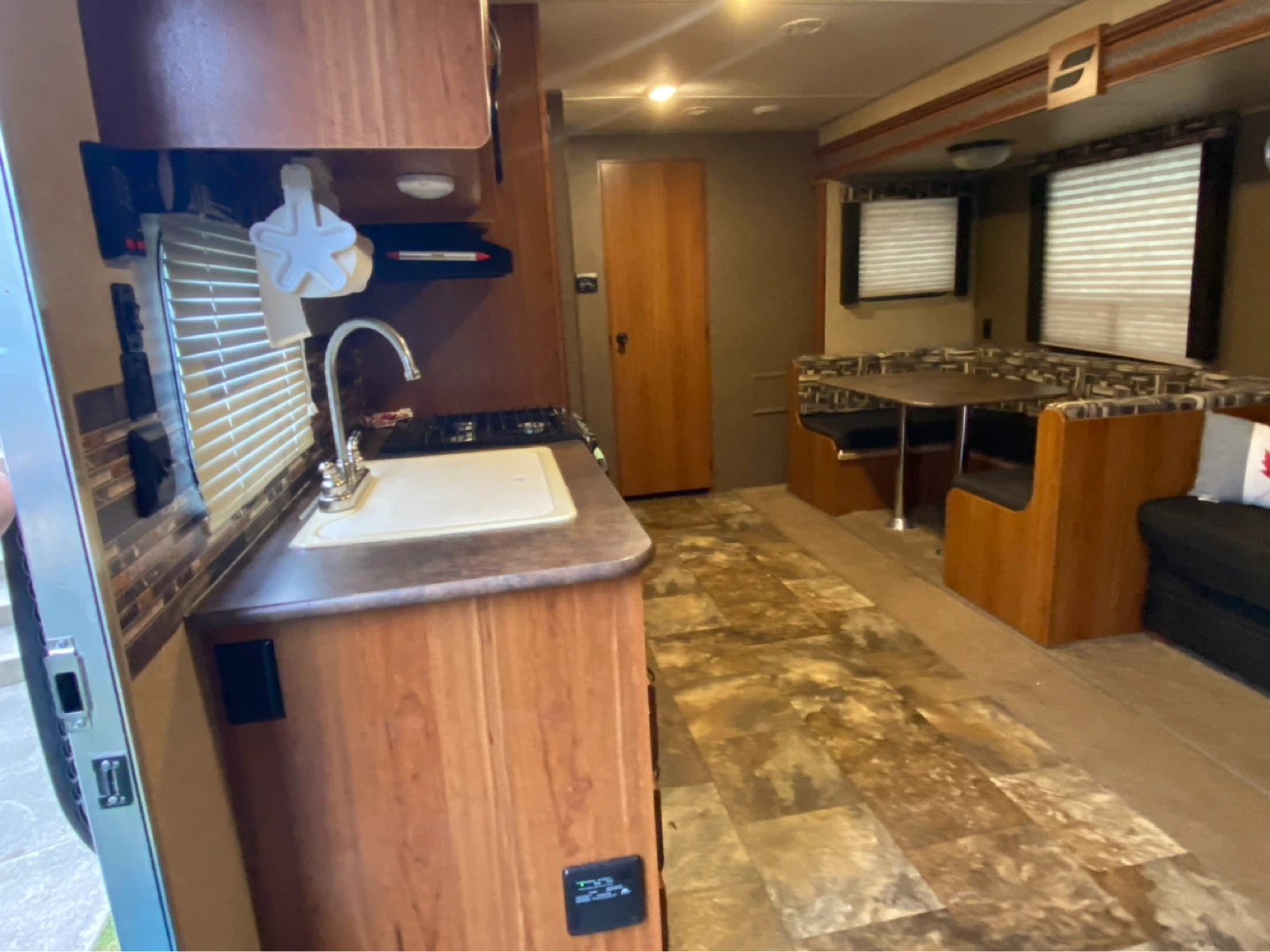 Starcraft Travel Trailer - photo 5