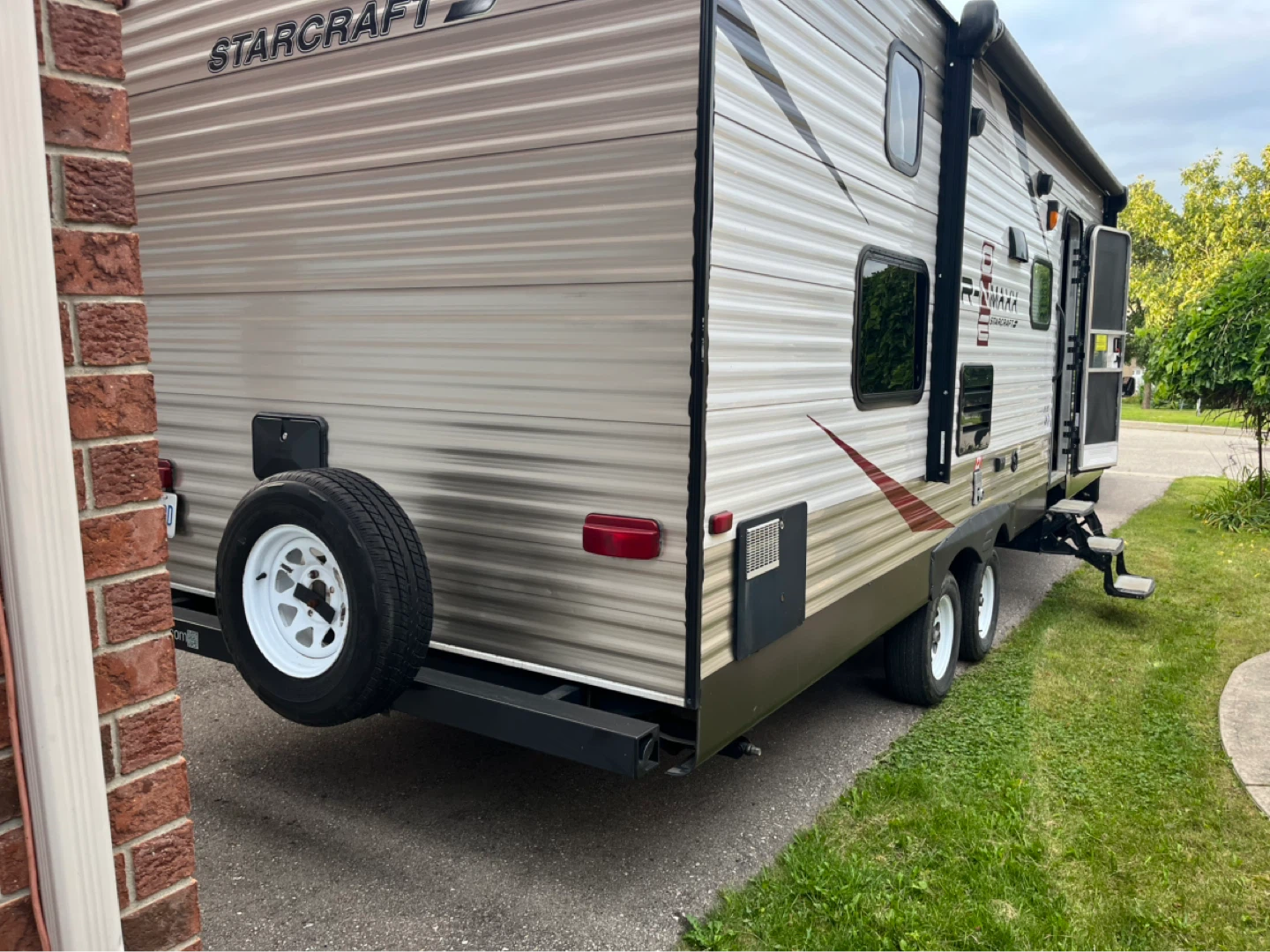 Starcraft Travel Trailer - photo 3