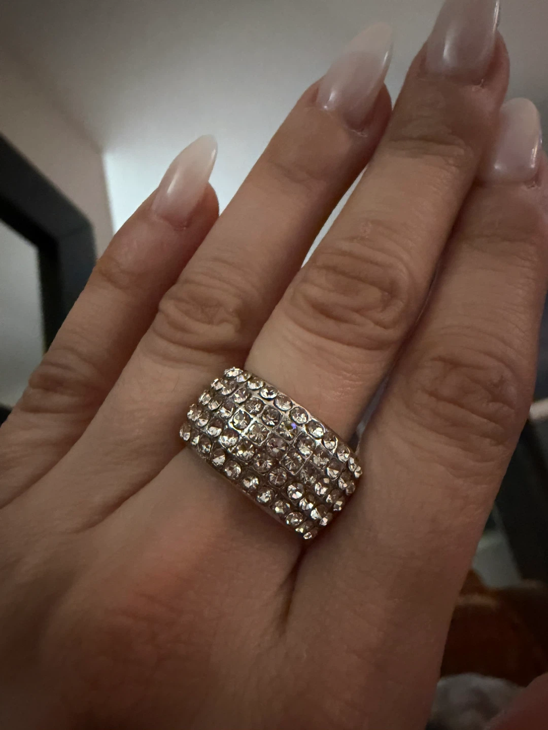 Sparkly Statement Ring - photo 3