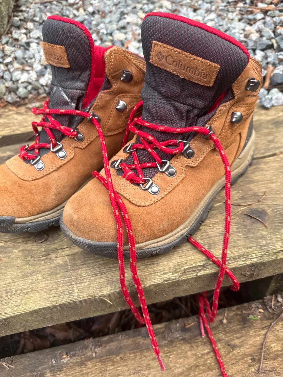 Columbia Women's Hiking Boots Size 6.5
