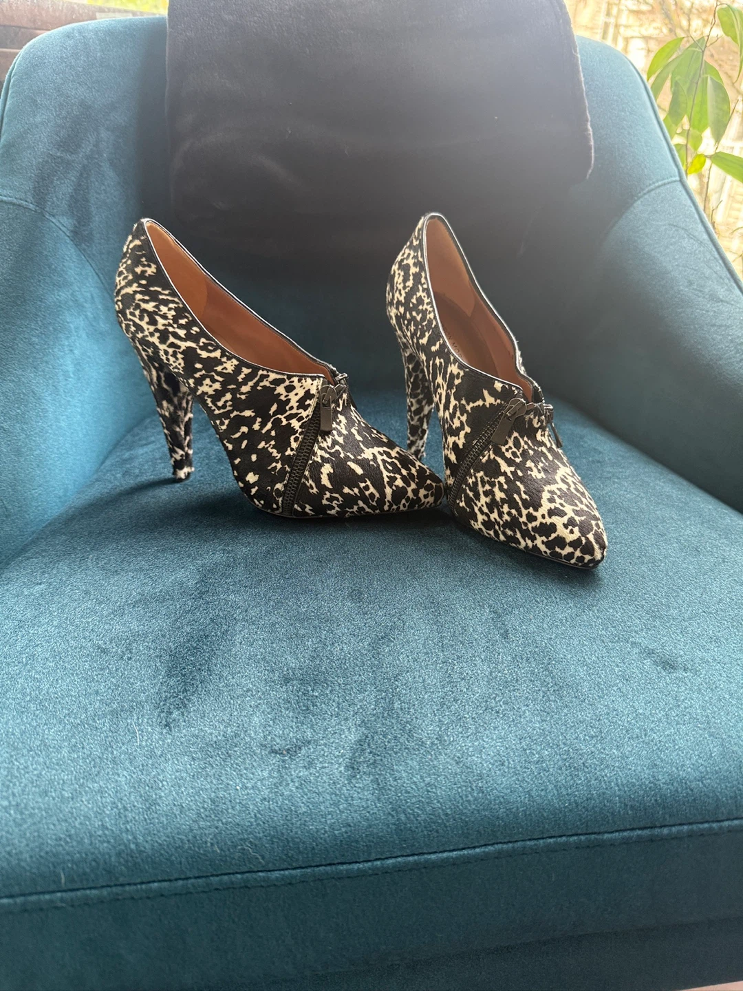 Sigerson Morrison Black & White Cow Print Heels Size 9