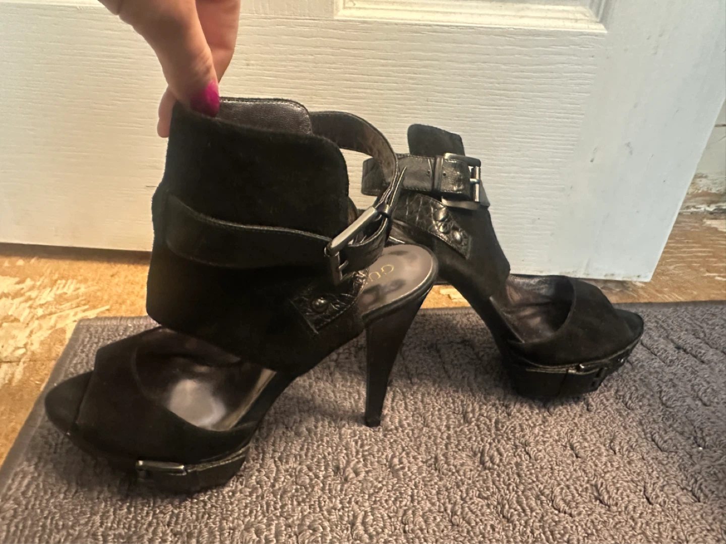 Guess heels - photo 3