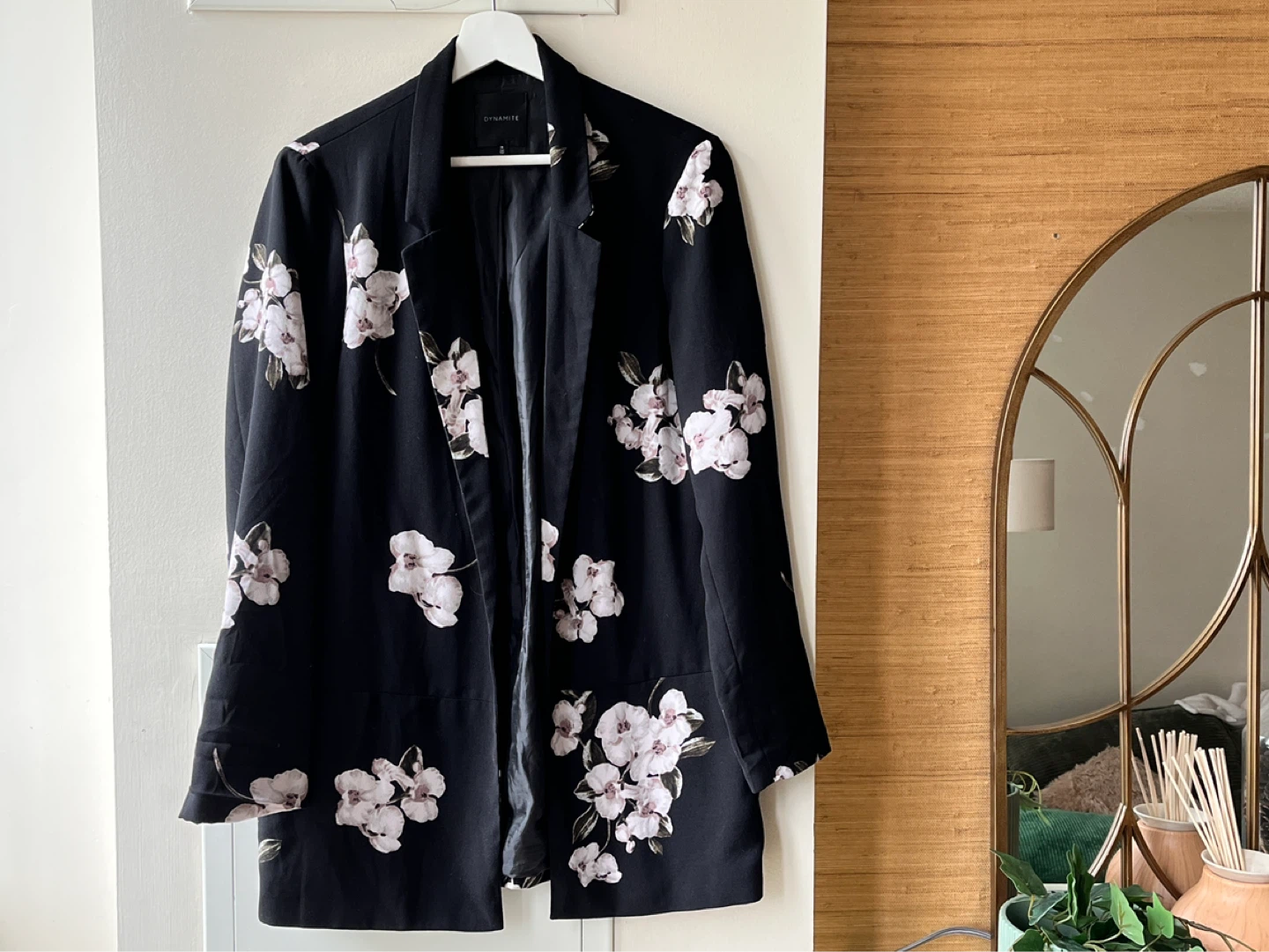 DYNAMITE Floral Blazer - Size Medium