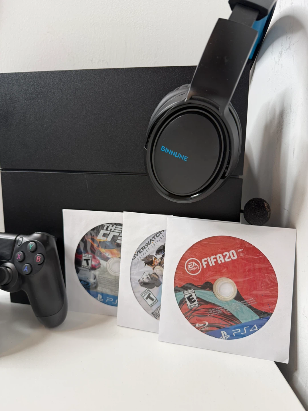 PlayStation 4 + Games - photo 3