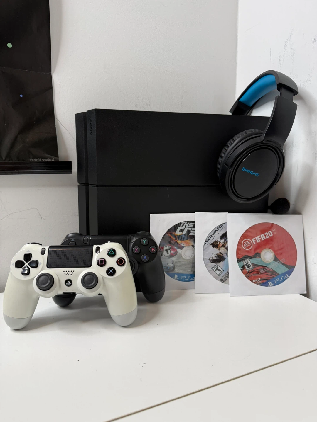 PlayStation 4 + Games