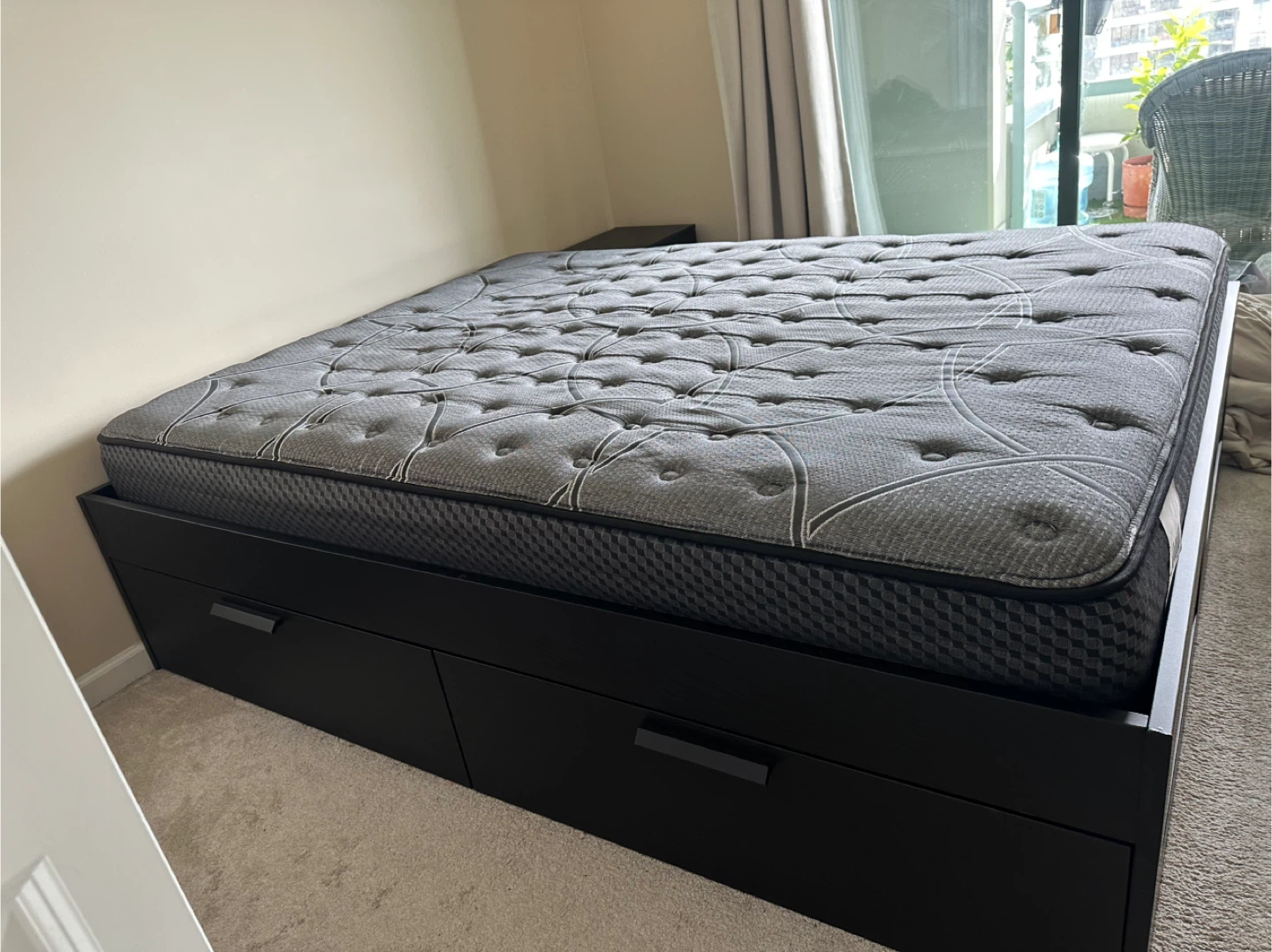 Queen bed frame + mattress
