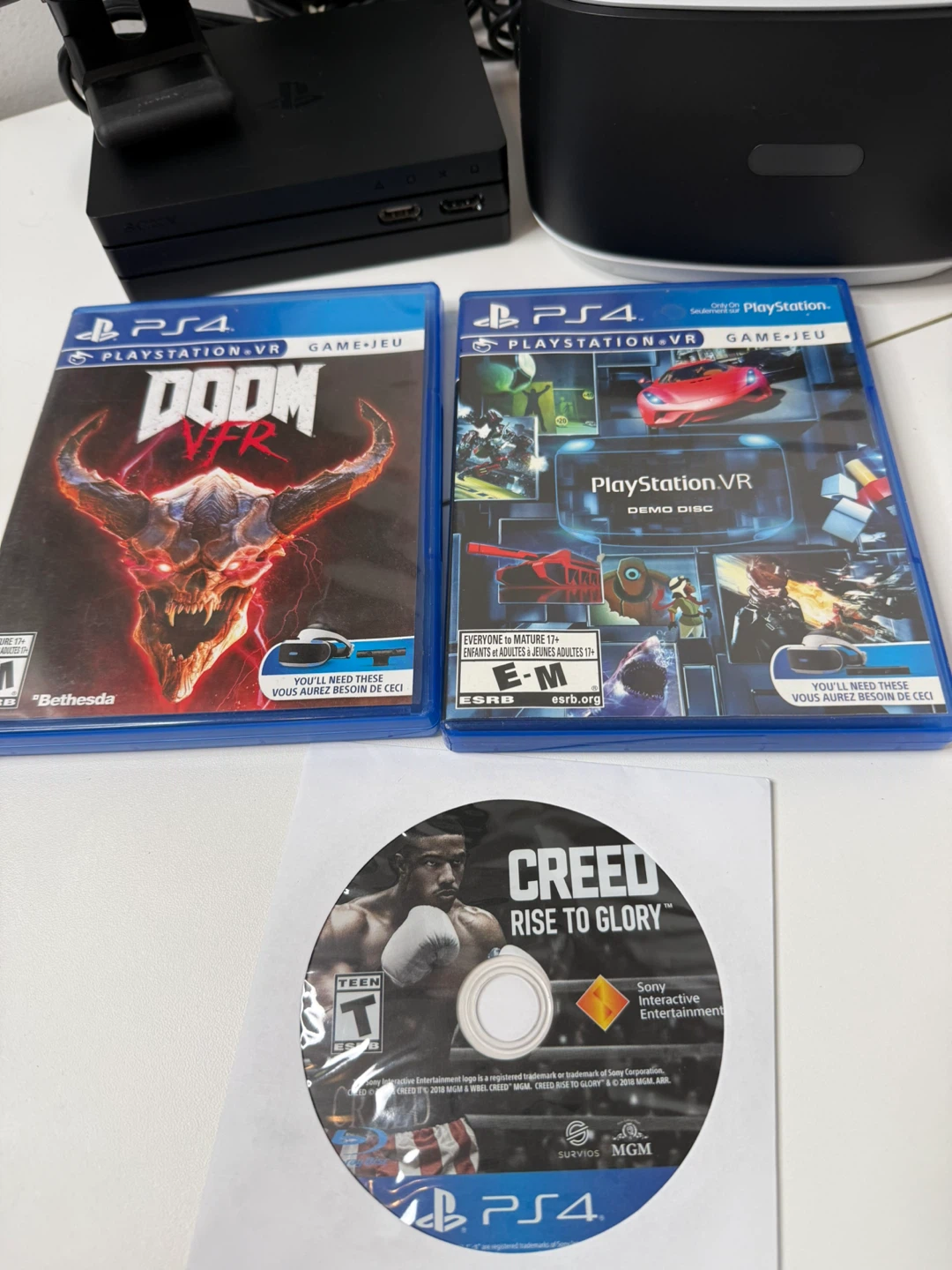 PlayStation 4 VR + Games - photo 3