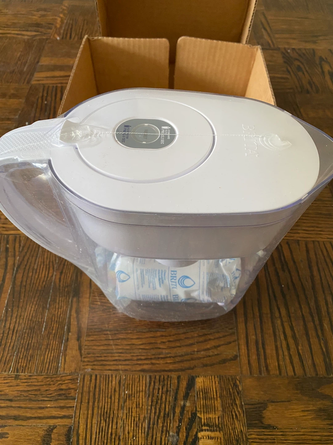 Brita water filter pitcher (6 cups)