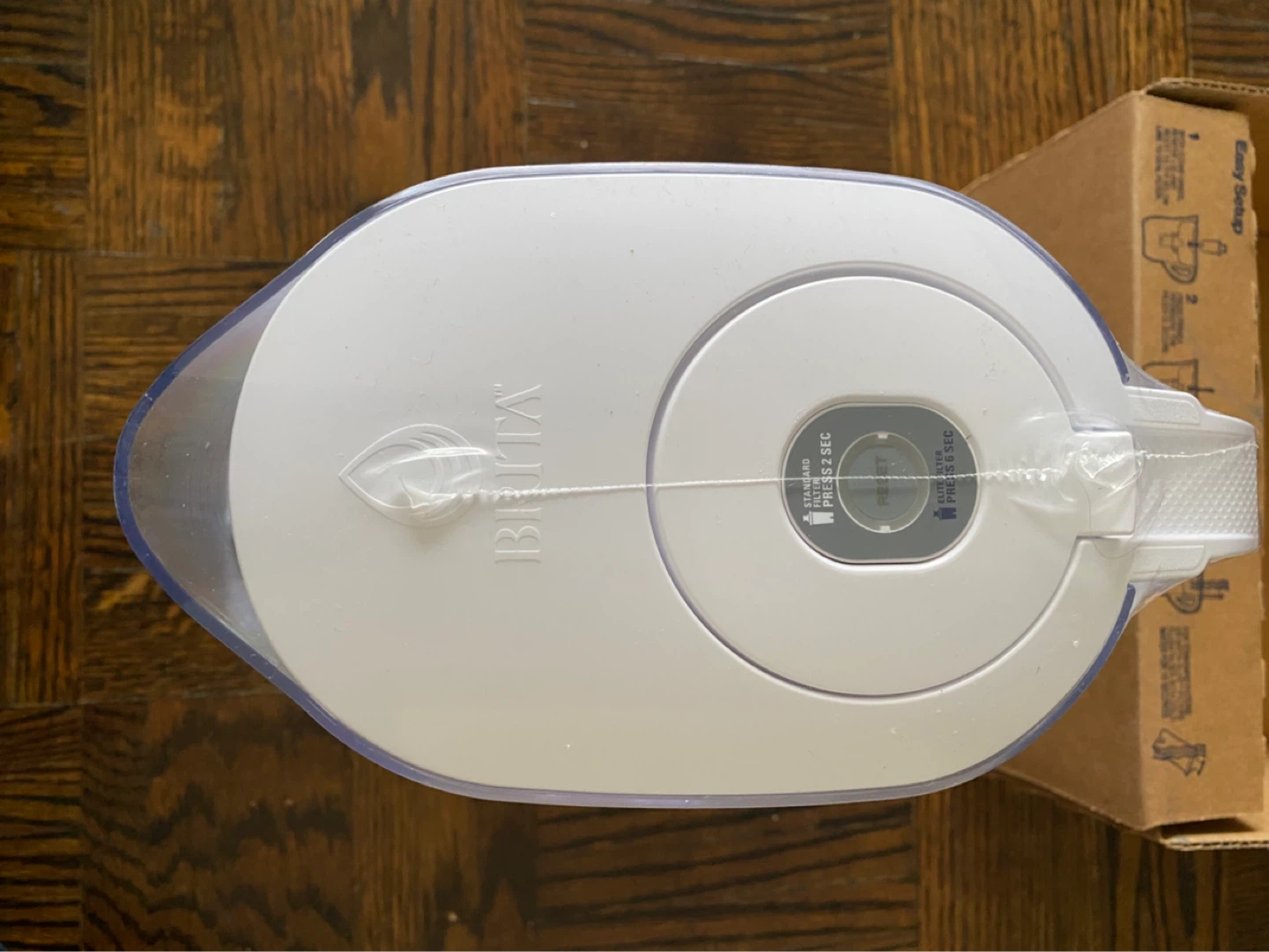Brita water filter pitcher (6 cups) - photo 3
